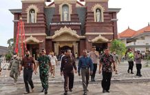 Penjabat Bupati Buleleng Pantau Perayaan Natal Tahun 2022 pantau natal