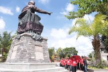 Pastikan Penataan Sesuai Rencana, Bupati Sanjaya Tinjau Kembali Penataan Patung Bung Karno Patung Bung Karno