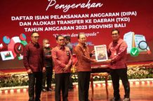 Bupati Tabanan Terima Penyerahan DIPA dan DAK Tahun Anggaran 2023 dari Gubernur Bali DAK
