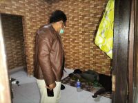 Seorang Pria Ditemukan Tewas Membusuk Dikamar Kos seorang pria tewas