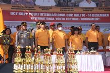 Kenalkan Potensi dan Pariwisata Kota Denpasar, Sekda Alit Wiradana Hadiri KBPP Polri International Youth Football Tournament 2022 Sekda Kota Denpasar