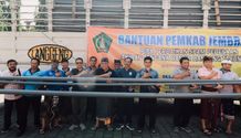 Bupati Tamba Serahkan Pipa Desa/Kelurahan Terdampak Banjir Bandang Bupati Tamba