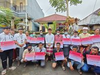 Pemkot Denpasar Realisasikan Puluhan Unit Bedah Rumah di Tahun 2022, Jaya Negara Serahkan Bantuan Bedah Rumah di Kesiman Kertalangu Pemkot Denpasar