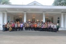 Wagub Cok Ace Hadiri Pencanangan Reformasi Birokrasi Tematik di Istana Wapres Birokrasi