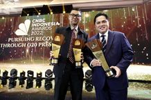 Jalankan Visi Menteri BUMN, Dirut PLN Dinobatkan Jadi CEO of The Year PLN