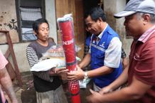 Jelang Tahun Baru, Penjabat Bupati Buleleng Tinjau Langsung Korban Bencana Longsor di Desa Madenan Desa Madenan