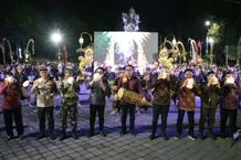 Wali Kota Jaya Negara Mainkan Kendang, Buka Gelaran Denpasar Festival Ke-15 Denpasar Festival