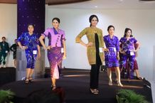 Hari Ibu di Jembrana Gelar Fashion Show Tenun Bali Tenun Bali