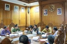 Jaga Wibawa Pemerintah Kabupaten Badung di Bidang Hukum, Bupati Giri Prasta Pimpin Rapat Koordinasi Dengan Tim Bantuan Hukum Rapat Koordikasi