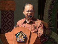 Cabut Semua Aturan Sanksi Pelanggaran PPKM, Gubernur Bali Wayan Koster Terbitkan Peraturan Gubernur Nomor 1 Tahun 2023 Gubernur Bali Wayan Koster