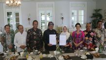 Wagub Cok Ace Meminta Pengembangan Potensi Pariwisata Tidak Melupakan Keberadaan dan Keterlibatan Warga Lokal Bali Wagub Bali Cok Ace