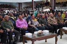 Bedah Buku Aldera di Unud, Pius Lustrilanang ajak Mahasiswa Mengingat Perjuangan Reformasi Pius Lustrilanang