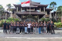 Sekda Adi Arnawa Lepas Atlet Bola Basket ke Bangka Belitung Bangka Belitung
