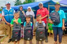 Dukung Anak-anak Cianjur Kembali ke Sekolah Pascagempa, PLN Berikan Perlengkapan Belajar Cianjur