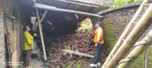 Rumah Warga di Unggahan Tertimpa Longsor Pasca Hujan Deras Longsor