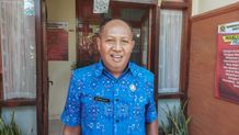 Disnaker Terus Berkoordinasi Terkait Kondisi PMI Buleleng Pasca Gempa Turki kepala dinas tenaga kerja