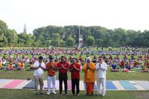 Ribuan Orang Ikuti Gebyar Yoga Bali Kuno Sambut HUT Ke-235 Kota Denpasar Gebyar Yoga Bali Kuno