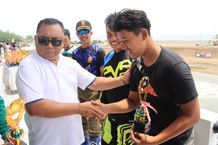 Meriah, Crosser Dalam dan Luar Jembrana Jajal Sirkuit All in One Latber sirkuit all in one