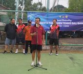 Sekda Provinsi Bali Buka Turnamen Tennis Lapangan Bapor KORPRI Bali Tahun 2023 Tennis