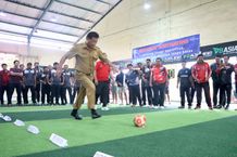 Meriahkan HUT Ke-235 Kota Denpasar, Sekda Alit Wiradana Buka Turnamen Futsal Antar OPD Turnamen Futsal