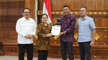Wagub Cok Ace Terima Kunjungan Komisi X DPR RI Kunjungan Komisi X DPR RI