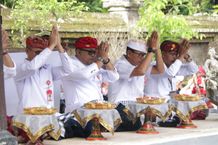 Pemerintah Kabupaten Tabanan Peringati Tumpek Krulut Sebagai Implementasi Keselarasan dan Keharmonisan Alam Perayaan Tumpek Klurut