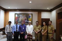 Pemkot Denpasar Gandeng OJK, Atasi Permasalahan Sampah dari Hulu Sampah