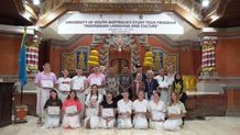 FIB Unud Selenggarakan Closing Ceremony University of South Australia’s Study Tour Program “Indonesian Language and Culture” fib unud