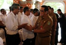 Hadiri Pelantikan Pengawas Pemilu Kelurahan/Desa, Bupati Sanjaya Inginkan Terwujudnya Pemilu Berkualitas Pemilu 2024