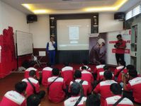 Bawa Barang Operasional, Karyawan PT Telkom Akses Bali Batch 2 Dibekali #Cari_Aman Safety Riding