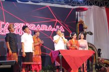 Puncak Peringatan HUT Ke-419 Kota Singaraja, Pj Bupati Lihadnyana Ajak Masyarakat Bangga Jadi Orang Buleleng HUT Kota Singaraja