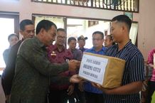 Serangkaian HUT Ke-419 Kota Singaraja, Penjabat Bupati Buleleng Berbagi di PSTW Jara Mara Pati Aksi Berbagi