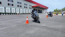 Edukasi Safety Riding Private Untuk Komunitas Honda CB150X Safety Riding