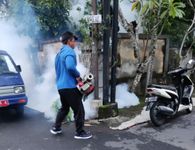 Tekan DBD, Puskesmas II Denpasar Utara Kembali Laksanakan Fogging Fokus Fogging Fokus
