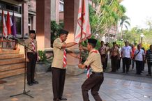 Sekda Budiasa Lepas Kontingen Jembrana untuk Ikuti Lomba Tingkat IV KWARDA Bali Tahun 2023 Lepas Kontigen Jembrana