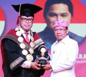 Sekjen PDI Perjuangan, Hasto Kristiyanto Apresiasi Gubernur Koster di Wisuda Ke-29 ISI Denpasar Beri Apresiasi