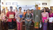 Bersinergi Dengan PIDHI Bali dan FKH UNUD, BKOW Sosialisasikan Bahaya dan Cara Pencegahan Penularan Virus Rabies Sosialisasikan Bahaya Rabies