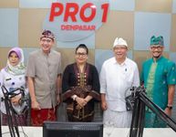 Putri Koster Jadi Narasumber di RRI Denpasar Dalam Acara Dialog Denpasar Siang Putri Koster jadi Narasumber