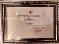 Menteri ATR/Kepala BPN RI Anugerahi Gubernur Bali, Wayan Koster Penghargaan Penghargaan