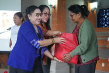 Tjok Putri Sukawati Buka Sosialisasi Pencegahan KDRT yang Berimplikasi Pada Stunting sosialisasi pencegahan KDRT