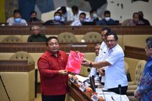 DPR RI Hingga Mendagri Sepakat Bawa RUU Bali ke Paripurna RUU