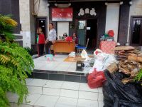 Atasi Permasalahan Sampah, Lurah Penatih Ajak Warganya Menabung di Bank Sampah Jempiring Bank Sampah