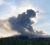 Pakar UGM Jelaskan Awan Panas Merapi Berbentuk Petruk Gunung Merapi
