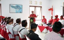 Berkantor di Desa Tua, Bupati Sanjaya Sajikan Pelayanan Cepat untuk Masyarakat berkantor di desa