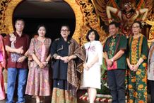Penjabat Bupati Lihadnyana Inginkan Kain Tenun Khas Buleleng Miliki Hak Paten Kain Tenun
