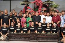 Sekda Alit Wiradana Sambangi Sekaa Gong Sad Merta Duta Gong Kebyar Legendaris Gong Sad Merta Duta