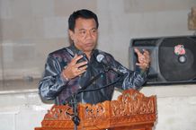 Penjabat Bupati Lihadnyana Inginkan Perangkat Desa Sajikan Data Valid Dalam FKP Regsosek 2023 FKP Regsosek 2023