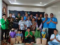 Jelang Idul Fitri, KNPI Tabanan Berbagi dengan Anak Yatim Anak Yatim