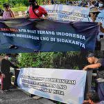 Dukungan Desa Adat Terbukti Serius, Pasang Baliho dan Spanduk “Sengker” Tersus LNG di Sidakarya LNG