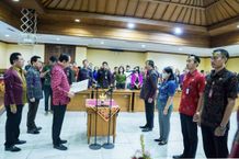 Wabup Suiasa Pimpin Pelantikan Pejabat Tinggi Pratama, Administrator dan Pengawas Wabup Suiasa